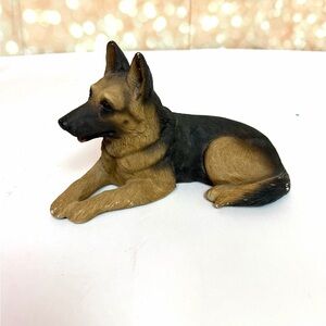Vintage Rare Sandra Brue German Shepard Dog Statue, Sandicast Dog Collectibles